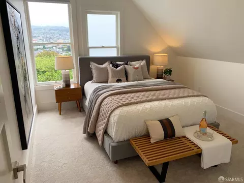 Bedroom - 90 Monterey Blvd, San Francisco, CA 94131 photo 4 of 9
