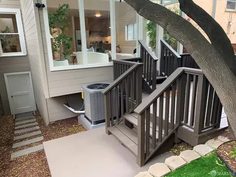 Exterior - 90 Monterey Blvd, San Francisco, CA 94131 photo 15 of 25