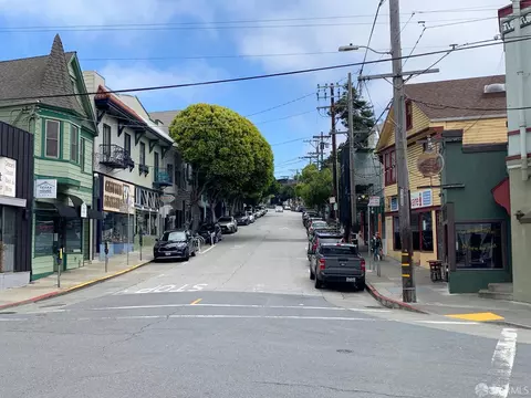 Exterior - 90 Monterey Blvd, San Francisco, CA 94131 photo 24 of 25