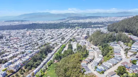 301 Warren Dr, San Francisco, CA 94131 photo 12