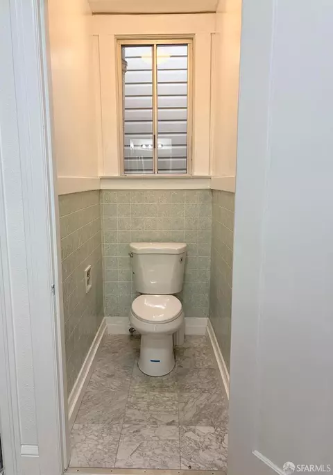Bath - 35 Admiral Ave, San Francisco, CA 94112 photo 3 of 3
