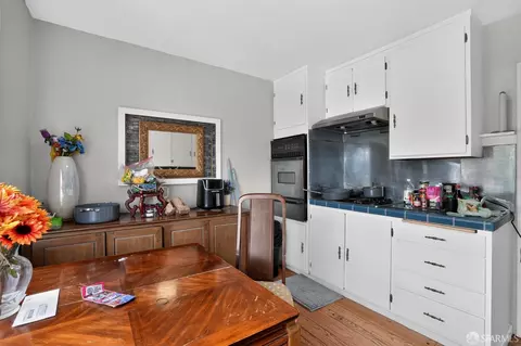 Kitchen - 967 Avalon Ave, San Francisco, CA 94112 photo 1 of 1