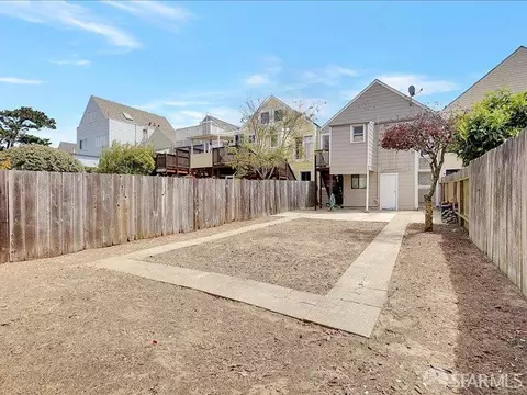 Exterior - 477 2nd Ave, San Francisco, CA 94118 photo 9 of 10