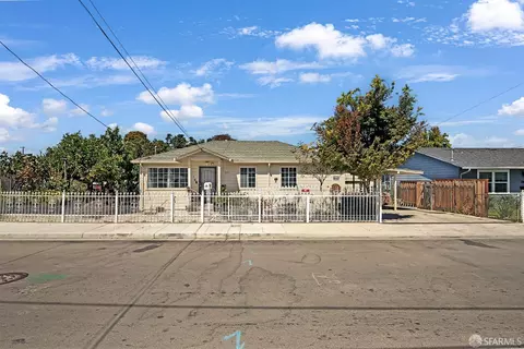 2155 Addison Ave, East Palo Alto, CA 94303