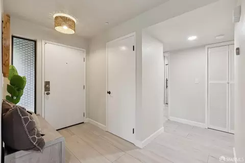 Entry Way - 204 Palmetto Ave, Pacifica, CA 94044 photo 4 of 4