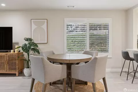 Dining - 204 Palmetto Ave, Pacifica, CA 94044 photo 1 of 2