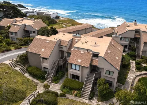 204 Palmetto Ave, Pacifica, CA 94044