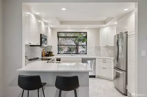 Kitchen - 204 Palmetto Ave, Pacifica, CA 94044 photo 4 of 4