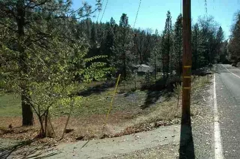 Undisclosed, Grass Valley, CA 95949 photo 2