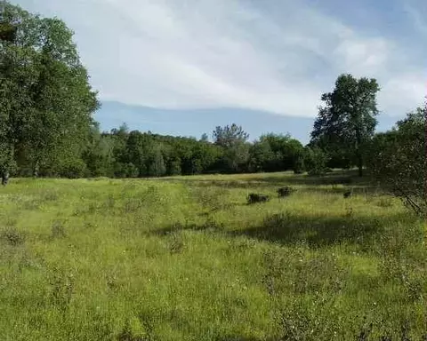 Undisclosed, Grass Valley, CA 95949 photo 2