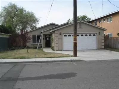 220 Oregon St, Manteca, CA 95337 photo 1