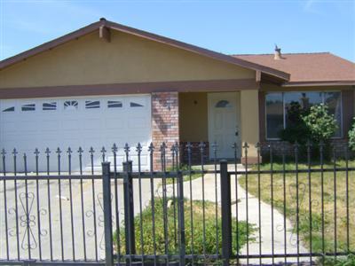 905 Crippen Ave, Modesto, CA 95351 photo 1