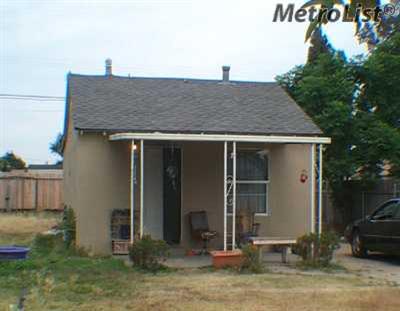 1621 Eureka St, Modesto, CA 95358 photo 1