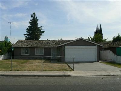 1074 5th St, Turlock, CA 95380 photo 1