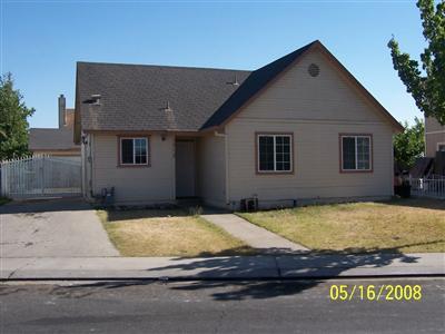 1512 Dezzani Ln, Modesto, CA 95358 photo 1
