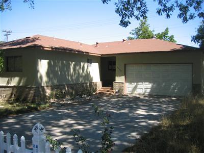 2069 Mount Vernon Dr, Modesto, CA 95350 photo 1