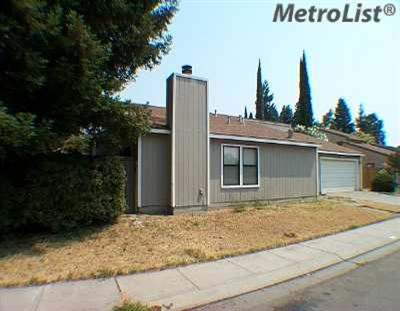 1071 Camphor St, Manteca, CA 95337 photo 1