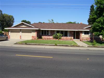 2021 Boothe Rd, Ceres, CA 95307 photo 1