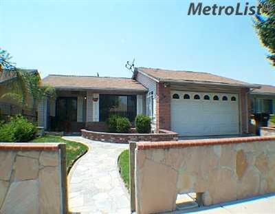 901 Crippen Ave, Modesto, CA 95351 photo 1