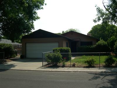 504 Arrowhead Ct, Modesto, CA 95351 photo 1