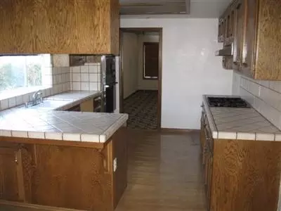 1099 Cabernet Ln, Manteca, CA 95337 photo 3