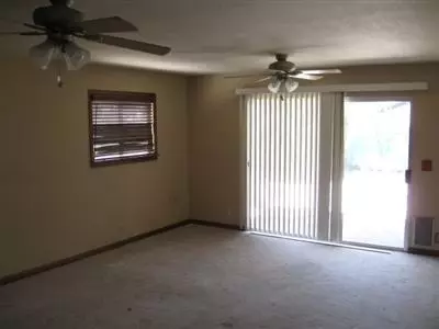 1099 Cabernet Ln, Manteca, CA 95337 photo 6