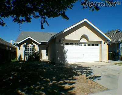 2305 Inglenook Dr, Modesto, CA 95358 photo 1