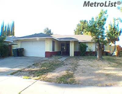 1304 Moccasin Dr, Modesto, CA 95351 photo 1
