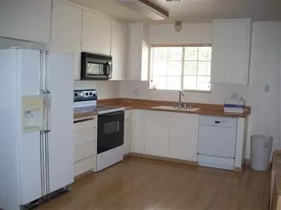 1741 Waldo Ct, Modesto, CA 95358 photo 2