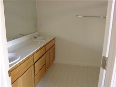 77 Via Piedmont, Gustine, CA 95322 photo 7