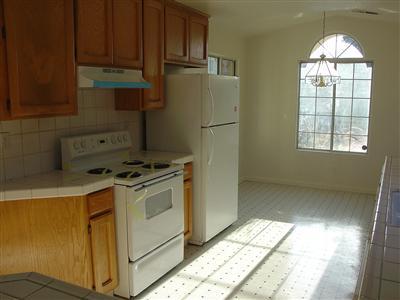 77 Via Piedmont, Gustine, CA 95322 photo 2
