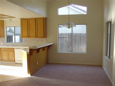 77 Via Piedmont, Gustine, CA 95322 photo 3
