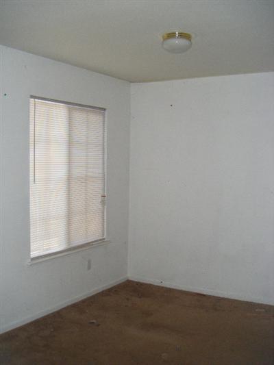 7566 Lindsey Dr, Winton, CA 95388 photo 7