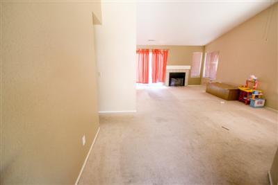 1108 Vintner Ln, Modesto, CA 95358 photo 2