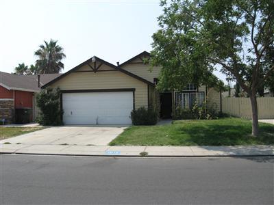 1012 Crater Ave, Modesto, CA 95351 photo 1