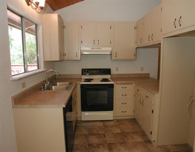 2830 Pleasant St, Placerville, CA 95667 photo 5