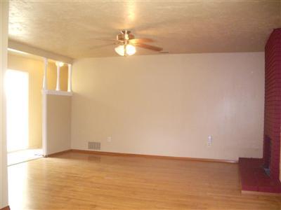 1421 Olson Dr, Gustine, CA 95322 photo 3