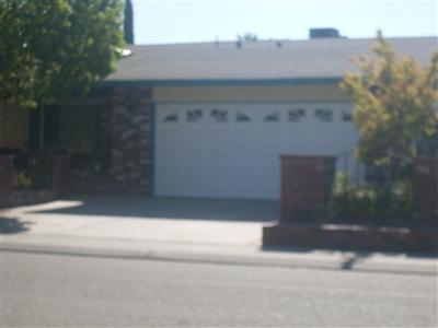 951 Elm Ave, Manteca, CA 95336 photo 1