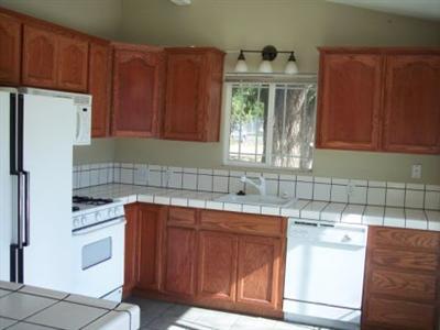 1585 Lilac Ave, Merced, CA 95340 photo 4