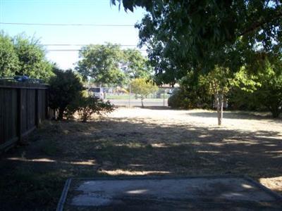 1585 Lilac Ave, Merced, CA 95340 photo 3