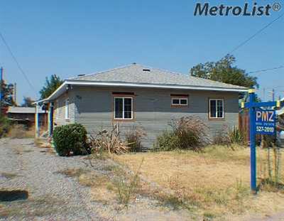 405 E St, Modesto, CA 95357 photo 1