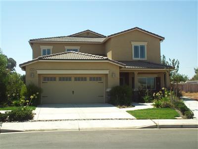 2220 Azure Dr, Madera, CA 93638 photo 1