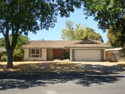 3015 Bedford Dr, Merced, CA 95340 photo 1