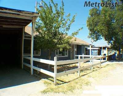 405 Davis St, Turlock, CA 95380 photo 1