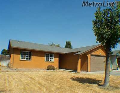 941 Bredenberg Ln, Turlock, CA 95380 photo 1