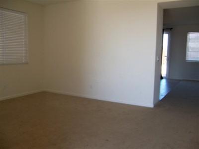 1729 Crystal Ct, Olivehurst, CA 95961 photo 2