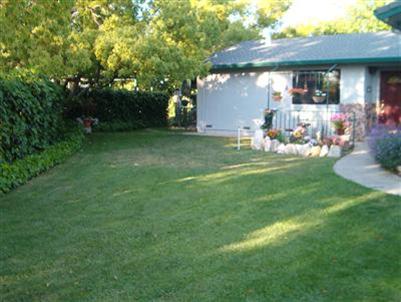 5455 Lost Ave, Rocklin, CA 95677 photo 2