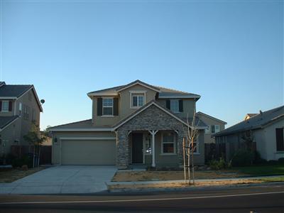 1300 E Springer Dr, Turlock, CA 95382 photo 1