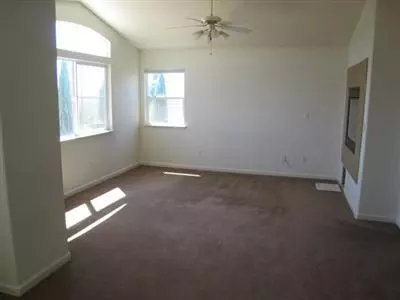 450 Albrecht St, Manteca, CA 95337 photo 7