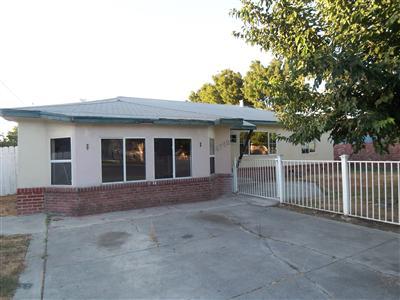 4725 E 3rd St, Stockton, CA 95215 photo 1